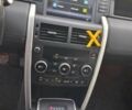 Білий Ленд Ровер Діскавері, об'ємом двигуна 2 л та пробігом 140 тис. км за 14537 $, фото 14 на Automoto.ua
