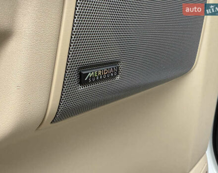 Белый Ленд Ровер Дискавери, объемом двигателя 3 л и пробегом 180 тыс. км за 19850 $, фото 69 на Automoto.ua