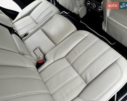 Білий Ленд Ровер Діскавері, об'ємом двигуна 2.99 л та пробігом 115 тис. км за 29800 $, фото 38 на Automoto.ua