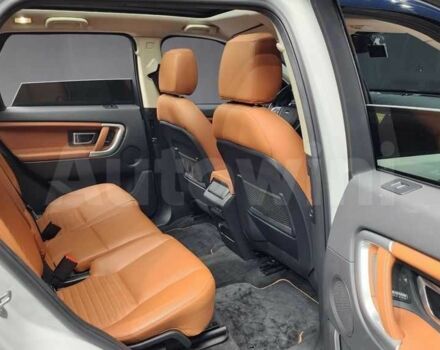 Белый Ленд Ровер Дискавери, объемом двигателя 2 л и пробегом 110 тыс. км за 14300 $, фото 13 на Automoto.ua