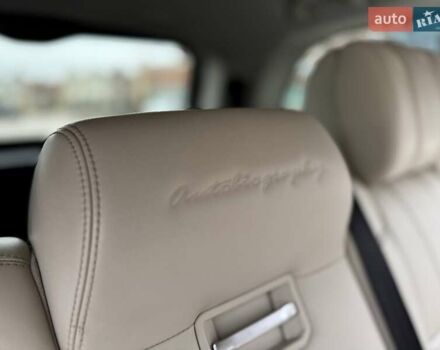 Білий Ленд Ровер Діскавері, об'ємом двигуна 2.99 л та пробігом 115 тис. км за 29800 $, фото 40 на Automoto.ua