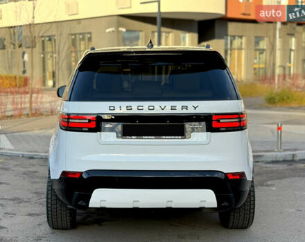 Белый Ленд Ровер Дискавери, объемом двигателя 2.99 л и пробегом 115 тыс. км за 34900 $, фото 3 на Automoto.ua