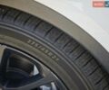 Білий Ленд Ровер Діскавері, об'ємом двигуна 3 л та пробігом 155 тис. км за 29290 $, фото 8 на Automoto.ua
