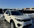 Білий Ленд Ровер Діскавері, об'ємом двигуна 2 л та пробігом 80 тис. км за 17500 $, фото 1 на Automoto.ua