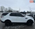 Білий Ленд Ровер Діскавері, об'ємом двигуна 3 л та пробігом 220 тис. км за 19900 $, фото 17 на Automoto.ua