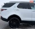 Білий Ленд Ровер Діскавері, об'ємом двигуна 3 л та пробігом 220 тис. км за 19900 $, фото 4 на Automoto.ua