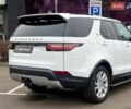 Білий Ленд Ровер Діскавері, об'ємом двигуна 3 л та пробігом 170 тис. км за 29990 $, фото 8 на Automoto.ua
