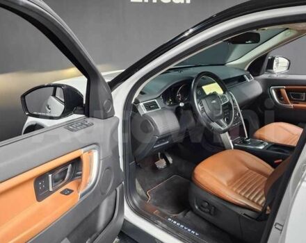 Белый Ленд Ровер Дискавери, объемом двигателя 2 л и пробегом 110 тыс. км за 14300 $, фото 11 на Automoto.ua