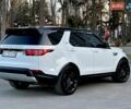 Білий Ленд Ровер Діскавері, об'ємом двигуна 2.99 л та пробігом 142 тис. км за 32500 $, фото 9 на Automoto.ua