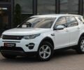 Білий Ленд Ровер Діскавері, об'ємом двигуна 2 л та пробігом 182 тис. км за 16900 $, фото 2 на Automoto.ua