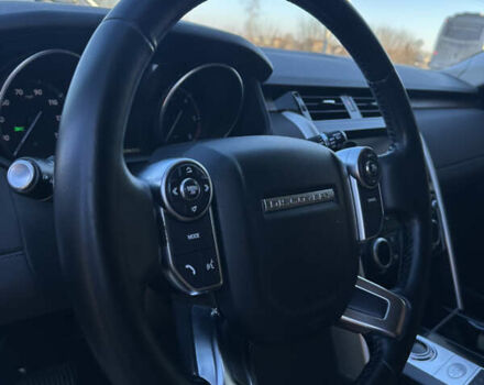 Білий Ленд Ровер Діскавері, об'ємом двигуна 3 л та пробігом 235 тис. км за 23950 $, фото 24 на Automoto.ua