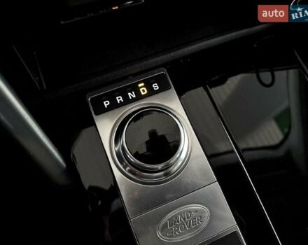 Білий Ленд Ровер Діскавері, об'ємом двигуна 2.99 л та пробігом 115 тис. км за 29800 $, фото 60 на Automoto.ua