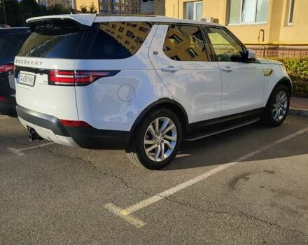 Ленд Ровер Дискавери 2017 в Софіївська Борщагівка на Automoto.ua Белый Ленд Ровер Дискавери, объемом двигателя 3 л и пробегом 171 тыс. км за 31400 $, фото 12 на Automoto.ua