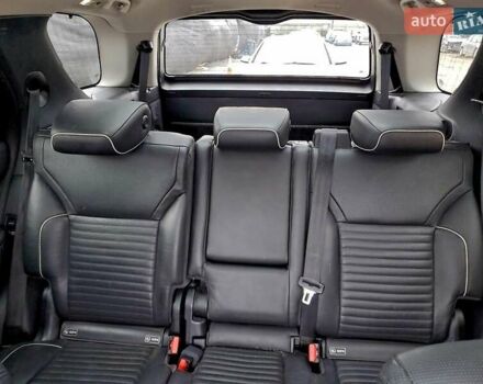 Белый Ленд Ровер Дискавери, объемом двигателя 3 л и пробегом 101 тыс. км за 7100 $, фото 9 на Automoto.ua