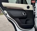 Білий Ленд Ровер Діскавері, об'ємом двигуна 2.99 л та пробігом 115 тис. км за 29800 $, фото 33 на Automoto.ua