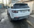 Білий Ленд Ровер Діскавері, об'ємом двигуна 2 л та пробігом 167 тис. км за 13800 $, фото 3 на Automoto.ua
