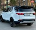 Білий Ленд Ровер Діскавері, об'ємом двигуна 2.99 л та пробігом 142 тис. км за 32500 $, фото 5 на Automoto.ua