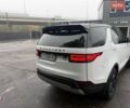 Білий Ленд Ровер Діскавері, об'ємом двигуна 2.99 л та пробігом 122 тис. км за 26000 $, фото 5 на Automoto.ua