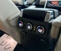 Білий Ленд Ровер Діскавері, об'ємом двигуна 3 л та пробігом 220 тис. км за 19900 $, фото 8 на Automoto.ua