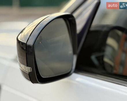 Белый Ленд Ровер Дискавери, объемом двигателя 2.99 л и пробегом 115 тыс. км за 34900 $, фото 9 на Automoto.ua