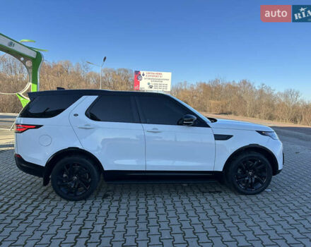 Білий Ленд Ровер Діскавері, об'ємом двигуна 3 л та пробігом 235 тис. км за 23950 $, фото 12 на Automoto.ua