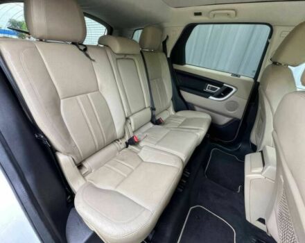 Ленд Ровер Дискавери 2017 в Ивано-Франковске на Automoto.ua Белый Ленд Ровер Дискавери, объемом двигателя 2 л и пробегом 51 тыс. км за 5600 $, фото 10 на Automoto.ua