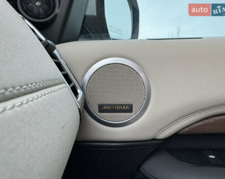 Білий Ленд Ровер Діскавері, об'ємом двигуна 3 л та пробігом 94 тис. км за 39000 $, фото 48 на Automoto.ua