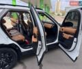 Білий Ленд Ровер Діскавері, об'ємом двигуна 3 л та пробігом 98 тис. км за 30500 $, фото 44 на Automoto.ua