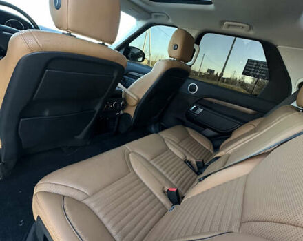 Білий Ленд Ровер Діскавері, об'ємом двигуна 3 л та пробігом 235 тис. км за 23950 $, фото 35 на Automoto.ua