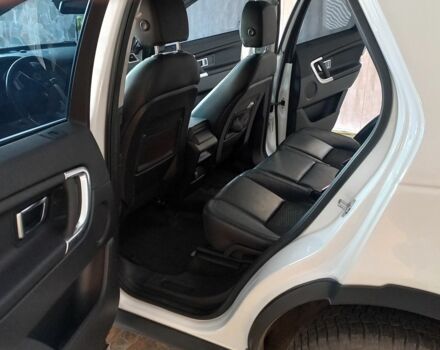 Белый Ленд Ровер Дискавери, объемом двигателя 2 л и пробегом 92 тыс. км за 17770 $, фото 4 на Automoto.ua