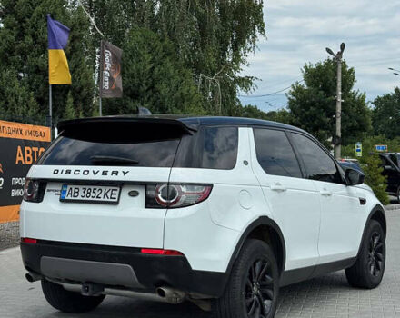 Білий Ленд Ровер Діскавері, об'ємом двигуна 2 л та пробігом 89 тис. км за 19700 $, фото 5 на Automoto.ua