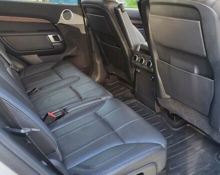 Ленд Ровер Дискавери 2017 в Софіївська Борщагівка на Automoto.ua Белый Ленд Ровер Дискавери, объемом двигателя 3 л и пробегом 171 тыс. км за 31400 $, фото 13 на Automoto.ua