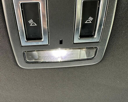 Білий Ленд Ровер Діскавері, об'ємом двигуна 3 л та пробігом 73 тис. км за 35600 $, фото 20 на Automoto.ua