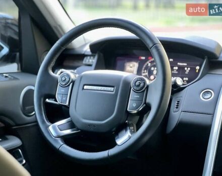 Ленд Ровер Дискавери 2018 в Днепре (Днепропетровске) на Automoto.ua Белый Ленд Ровер Дискавери, объемом двигателя 2.99 л и пробегом 154 тыс. км за 36900 $, фото 42 на Automoto.ua