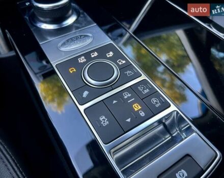 Ленд Ровер Дискавери 2018 в Днепре (Днепропетровске) на Automoto.ua Белый Ленд Ровер Дискавери, объемом двигателя 2.99 л и пробегом 154 тыс. км за 36900 $, фото 63 на Automoto.ua