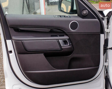 Белый Ленд Ровер Дискавери, объемом двигателя 2 л и пробегом 115 тыс. км за 35555 $, фото 39 на Automoto.ua