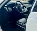 Білий Ленд Ровер Діскавері, об'ємом двигуна 3 л та пробігом 145 тис. км за 26000 $, фото 24 на Automoto.ua