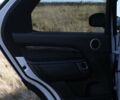 Білий Ленд Ровер Діскавері, об'ємом двигуна 3 л та пробігом 156 тис. км за 33000 $, фото 22 на Automoto.ua