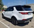 Білий Ленд Ровер Діскавері, об'ємом двигуна 2.99 л та пробігом 175 тис. км за 29800 $, фото 5 на Automoto.ua
