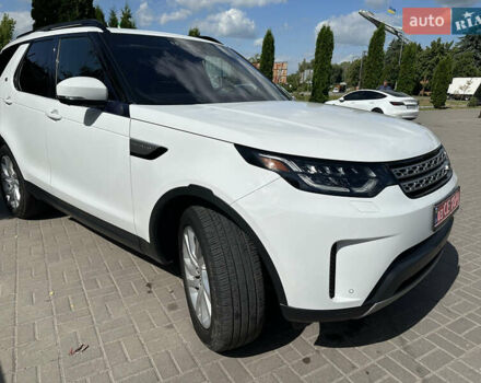 Білий Ленд Ровер Діскавері, об'ємом двигуна 3 л та пробігом 73 тис. км за 35600 $, фото 3 на Automoto.ua