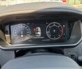 Білий Ленд Ровер Діскавері, об'ємом двигуна 2.99 л та пробігом 175 тис. км за 29800 $, фото 9 на Automoto.ua