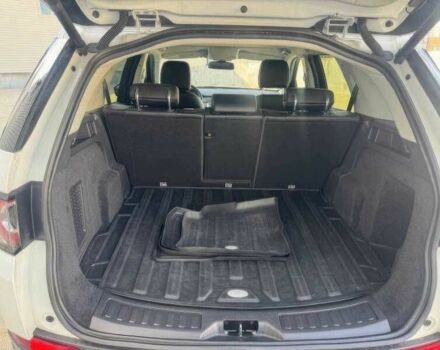 Білий Ленд Ровер Діскавері, об'ємом двигуна 2 л та пробігом 76 тис. км за 9900 $, фото 17 на Automoto.ua