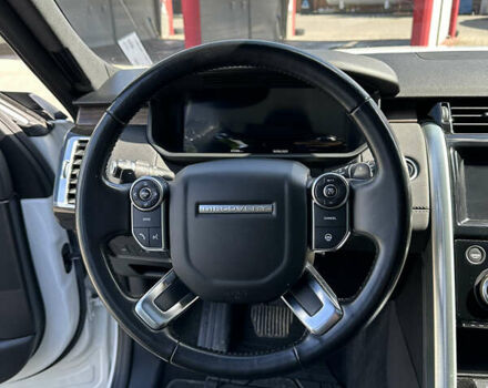 Білий Ленд Ровер Діскавері, об'ємом двигуна 3 л та пробігом 73 тис. км за 35600 $, фото 19 на Automoto.ua