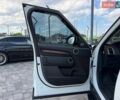 Білий Ленд Ровер Діскавері, об'ємом двигуна 2.99 л та пробігом 98 тис. км за 38500 $, фото 11 на Automoto.ua
