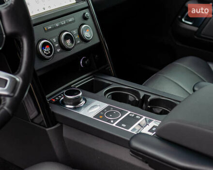 Белый Ленд Ровер Дискавери, объемом двигателя 2 л и пробегом 115 тыс. км за 35555 $, фото 25 на Automoto.ua