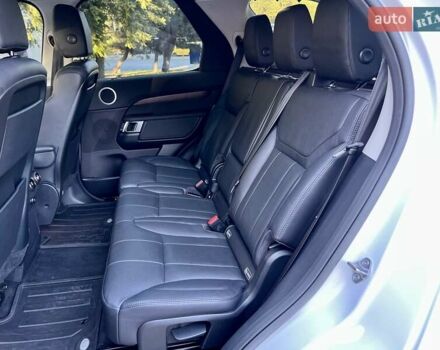 Ленд Ровер Дискавери 2018 в Днепре (Днепропетровске) на Automoto.ua Белый Ленд Ровер Дискавери, объемом двигателя 2.99 л и пробегом 154 тыс. км за 36900 $, фото 33 на Automoto.ua