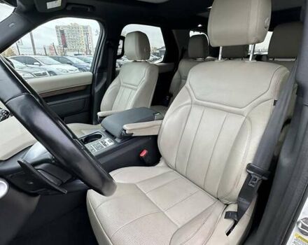 Ленд Ровер Діскавері 2018 у Буче на Automoto.ua Білий Ленд Ровер Діскавері, об'ємом двигуна 3 л та пробігом 155 тис. км за 26999 $, фото 21 на Automoto.ua