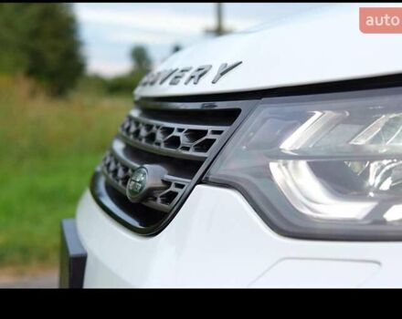 Ленд Ровер Дискавери 2018 в Киеве на Automoto.ua Белый Ленд Ровер Дискавери, объемом двигателя 3 л и пробегом 155 тыс. км за 27777 $, фото 4 на Automoto.ua
