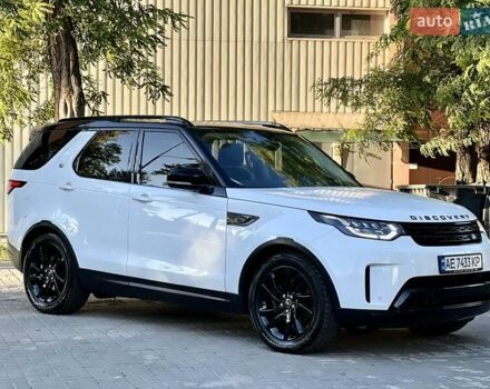 Ленд Ровер Дискавери 2018 в Днепре (Днепропетровске) на Automoto.ua Белый Ленд Ровер Дискавери, объемом двигателя 2.99 л и пробегом 154 тыс. км за 36900 $, фото 4 на Automoto.ua