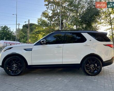 Ленд Ровер Дискавери 2018 в Днепре (Днепропетровске) на Automoto.ua Белый Ленд Ровер Дискавери, объемом двигателя 2.99 л и пробегом 154 тыс. км за 36900 $, фото 2 на Automoto.ua
